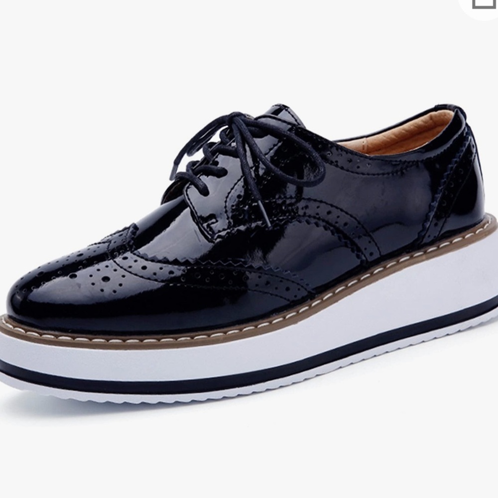 Platform Lace-Up Wingtips Square Toe Oxfords